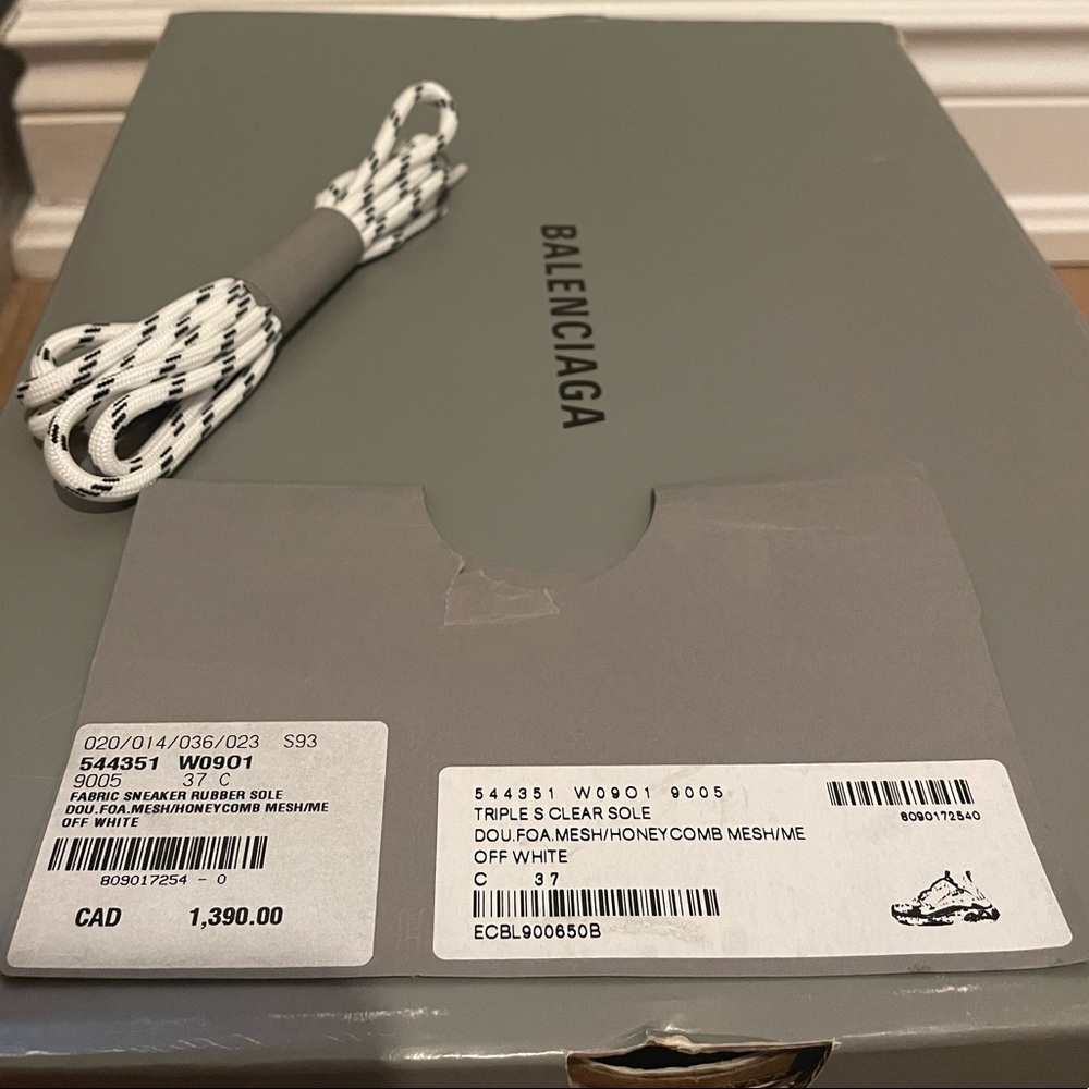 Authentic Balenciaga Triple S Trainers Clear Sole - Picture 6 of 6